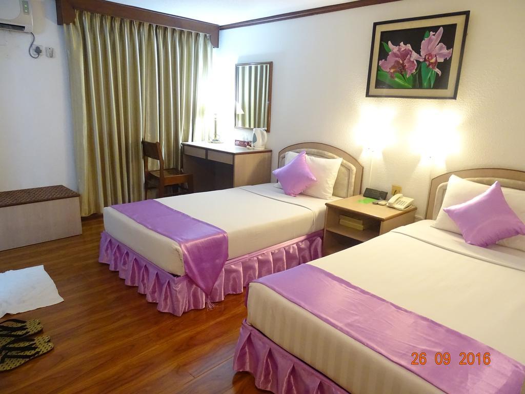 Bed and Breakfast Backpackerz @ Orchid Yangón Exterior foto